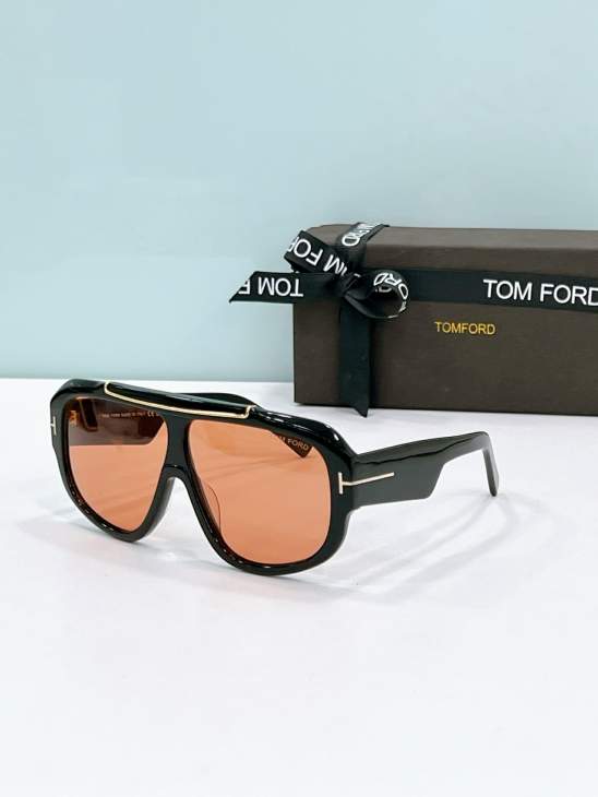 Picture of Tom Ford Sunglasses _SKUfw77096894fw